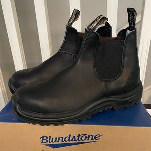 Blundstone’s.  Men’s size 11US.   Steel toed. Model 163